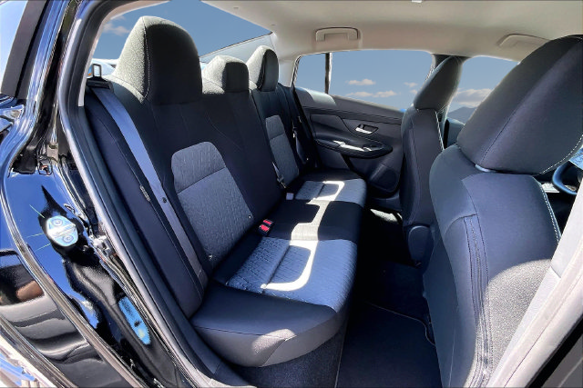 New 2027 Nissan Sentra SV w/ Floor Mat Package FWD image 8