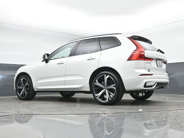 Used 2025 Volvo XC60 B5 Ultra w/ Protection Package Premier AWD/4WD image 44