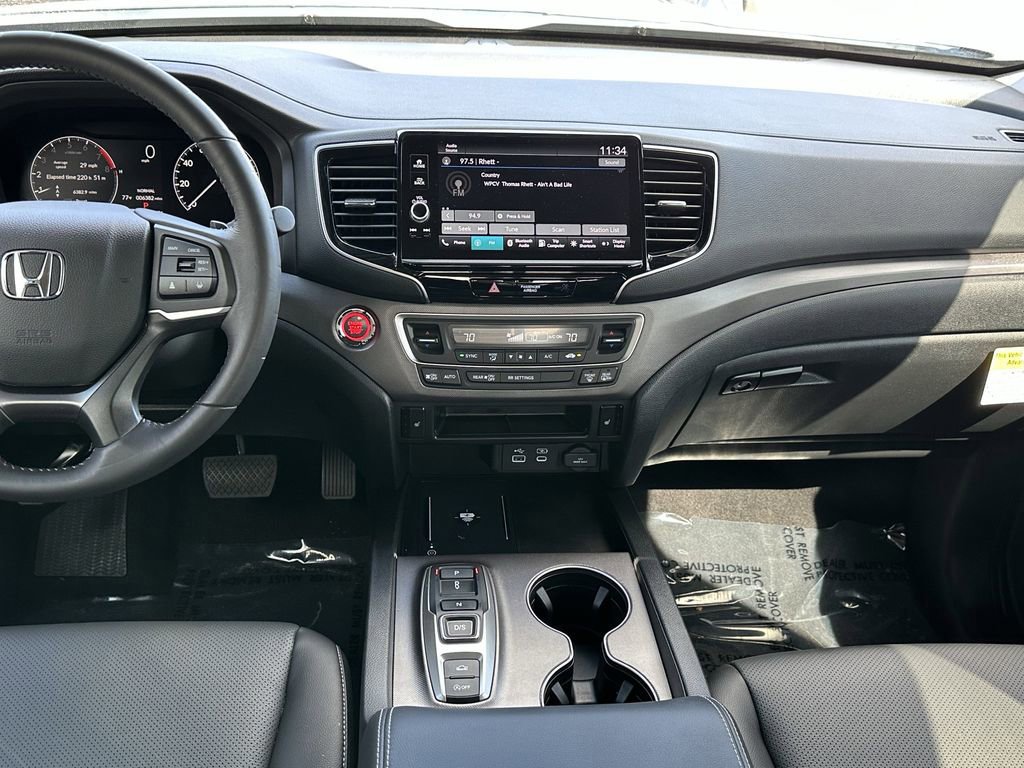 Used 2025 Honda Ridgeline RTL image 15