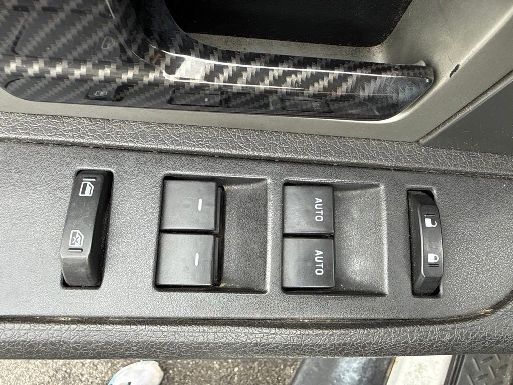 Used 2013 Ford F150 Raptor w/ Luxury Equipment Group AWD/4WD image 17