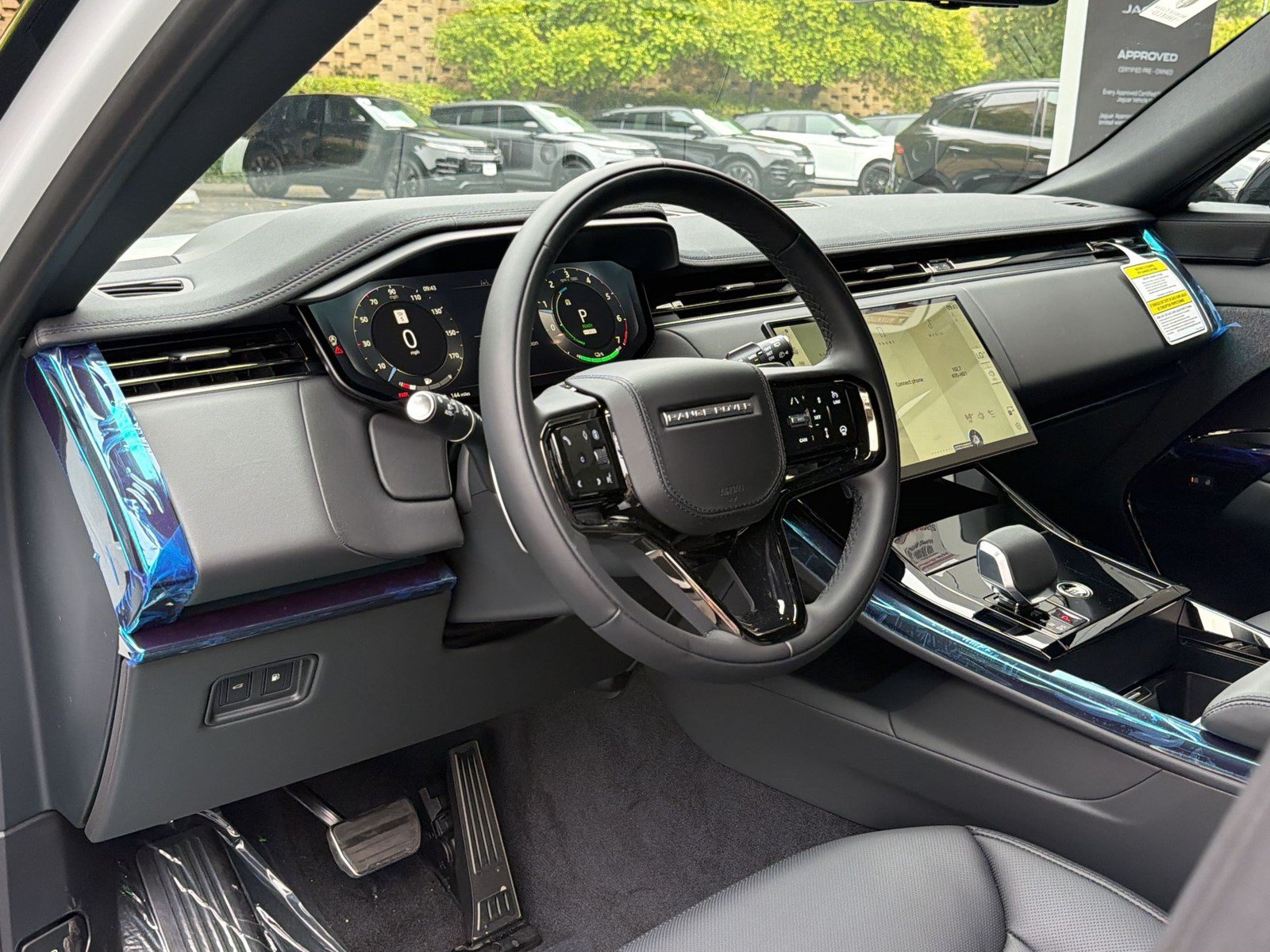 New 2026 Land Rover Range Rover Sport Dynamic SE AWD/4WD image 4
