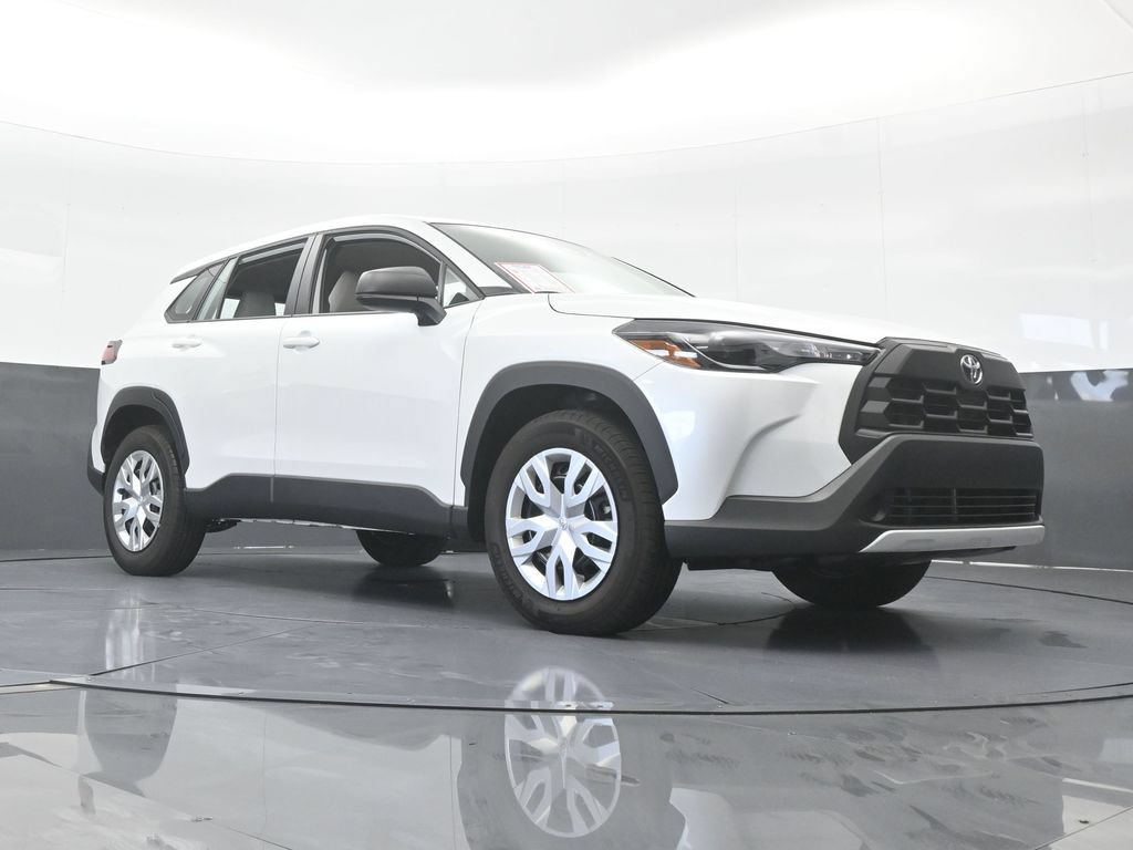 Used 2026 Toyota Corolla Cross L FWD image 60