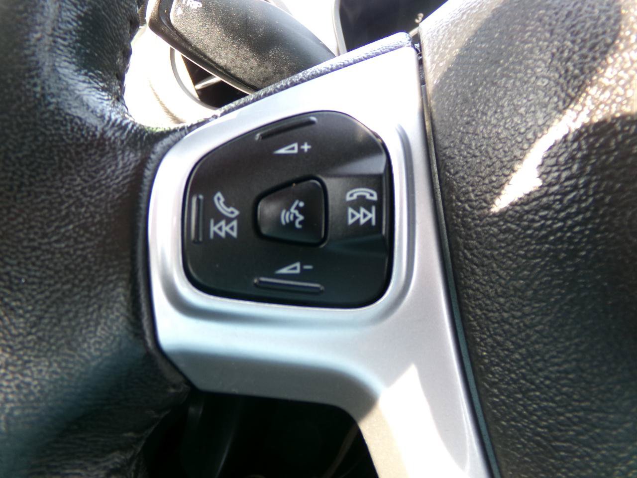 Used 2014 Ford Fiesta SE FWD image 17