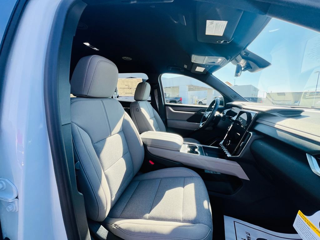 New 2026 GMC Acadia Elevation w/ Black Edition FWD image 12