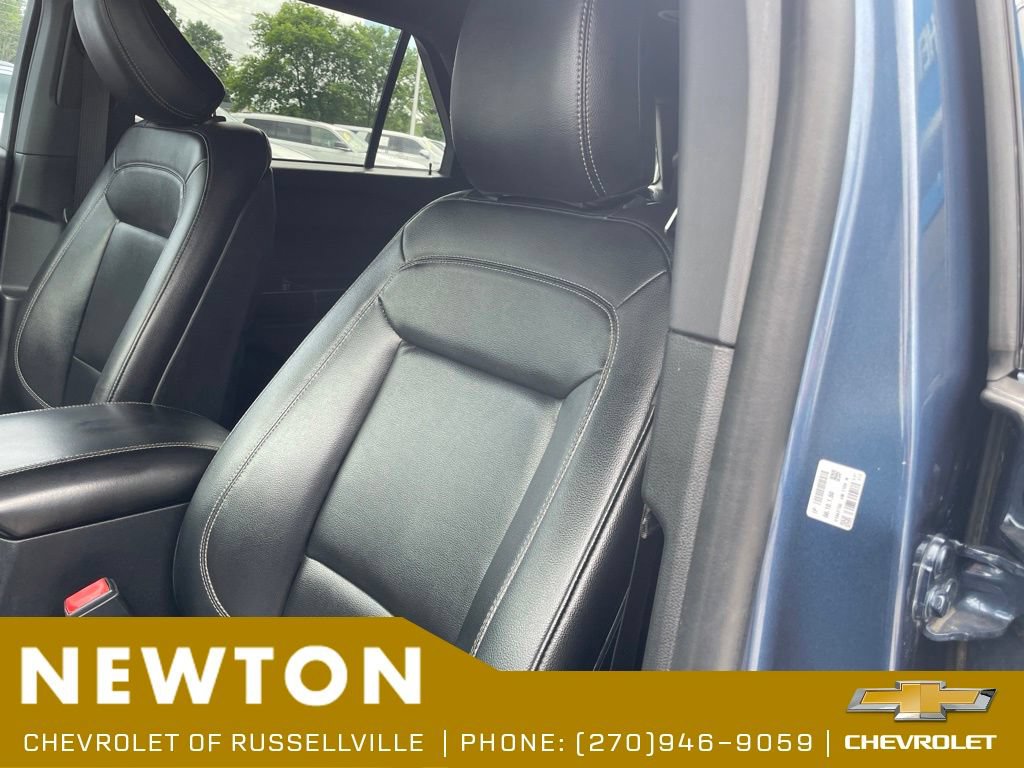 Used 2020 Ford Explorer XLT w/ Equipment Group 202A RWD image 5