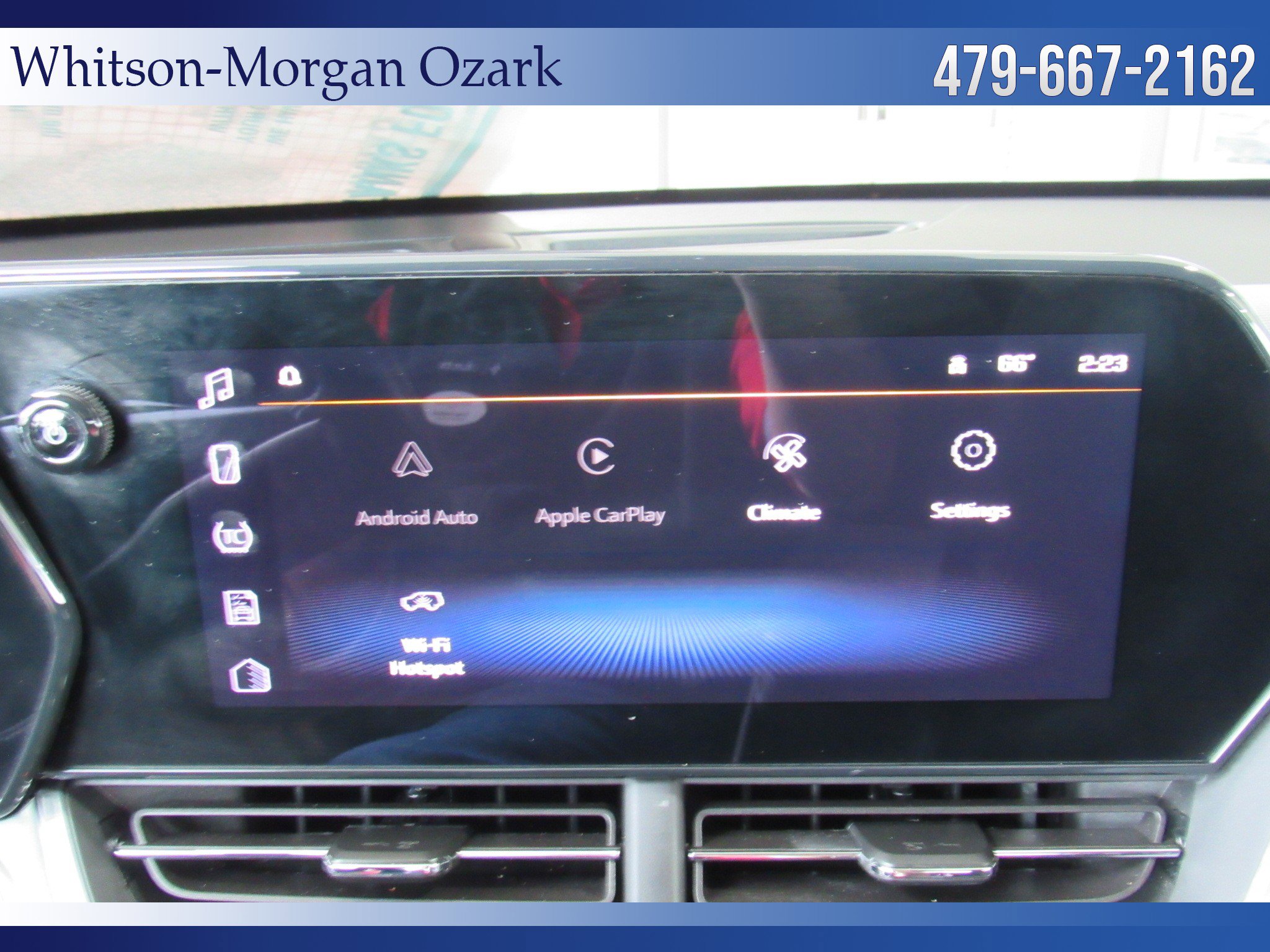 Used 2024 Chevrolet Trax LT w/ Driver Confidence Package FWD image 39