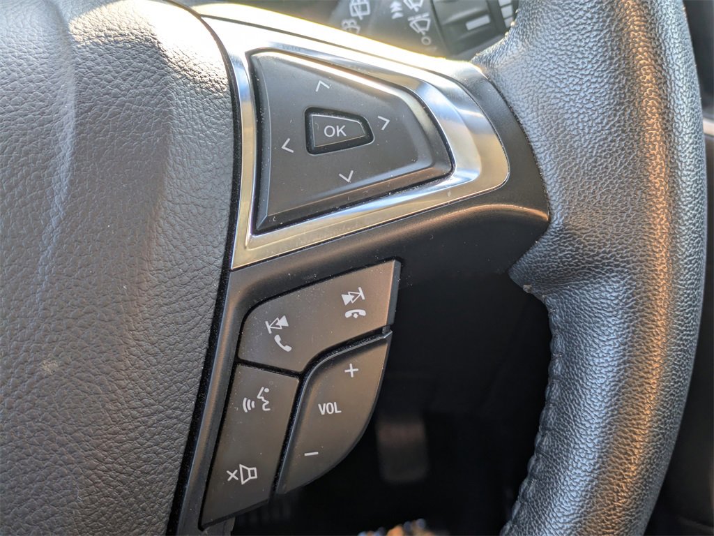 Used 2024 Ford Edge SEL image 26