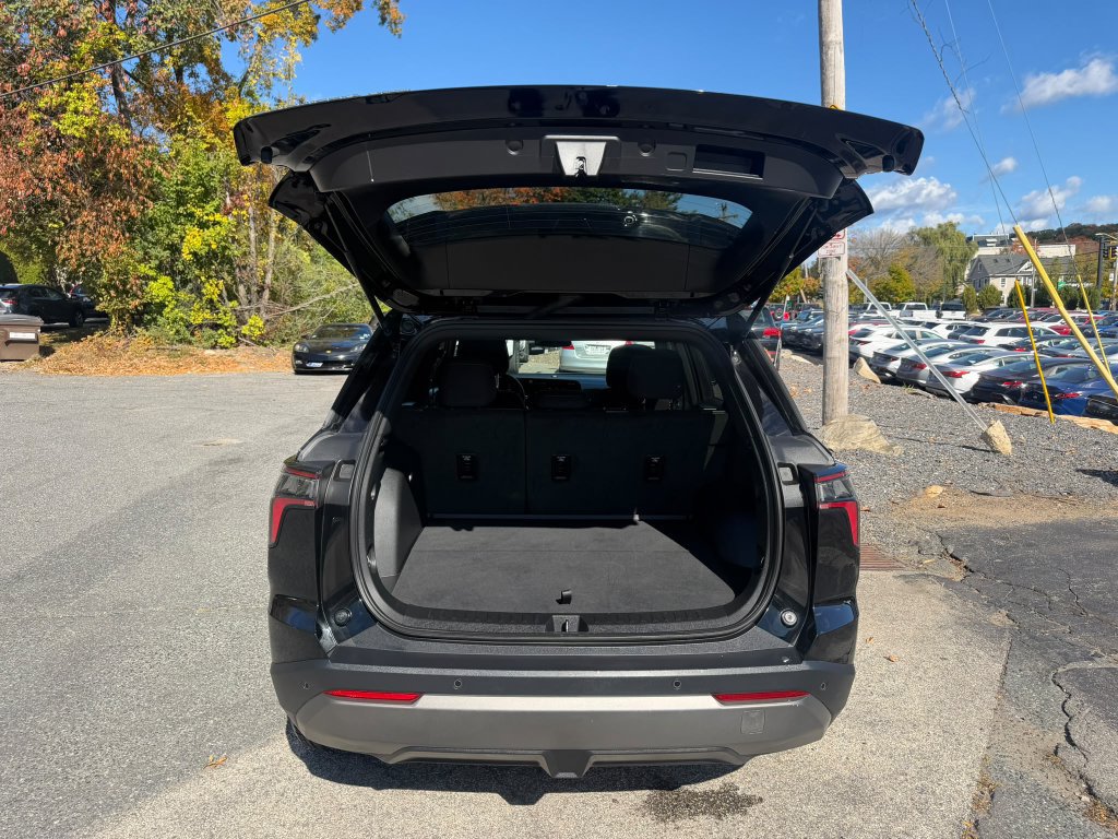 Used 2026 Chevrolet Equinox LT AWD/4WD image 20