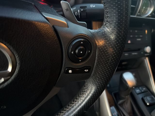 Used 2015 Lexus IS 350 w/ F-Sport Package RWD image 18