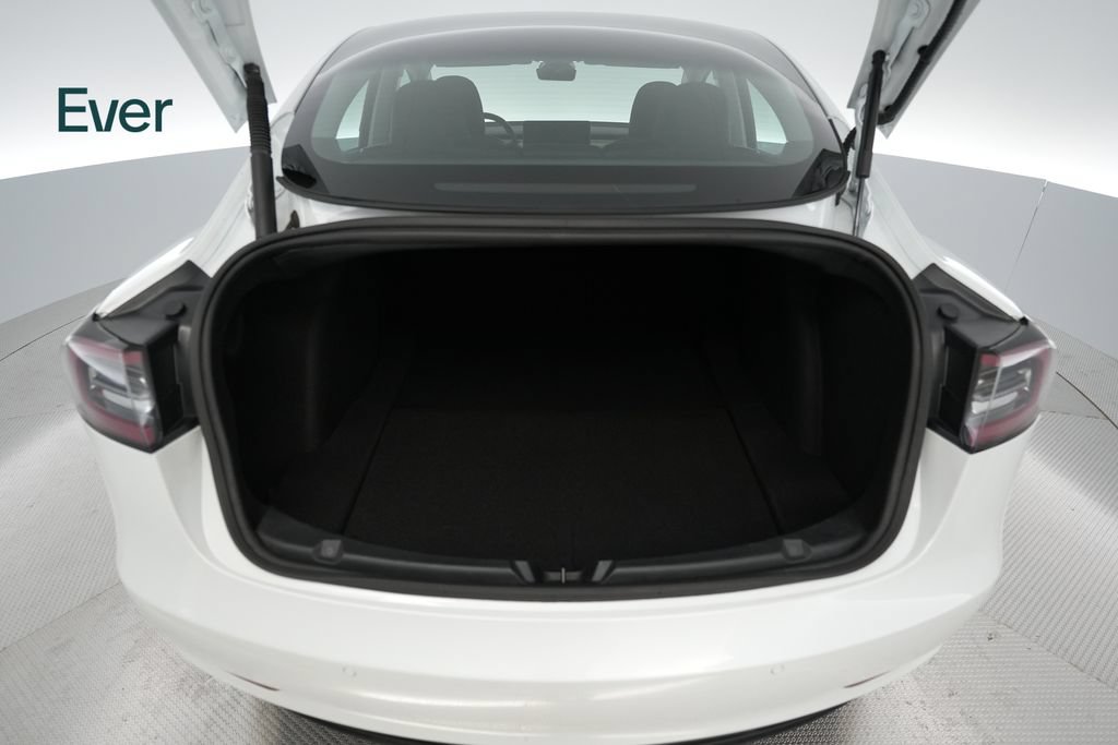 Used 2022 Tesla Model 3 Long Range AWD/4WD image 8