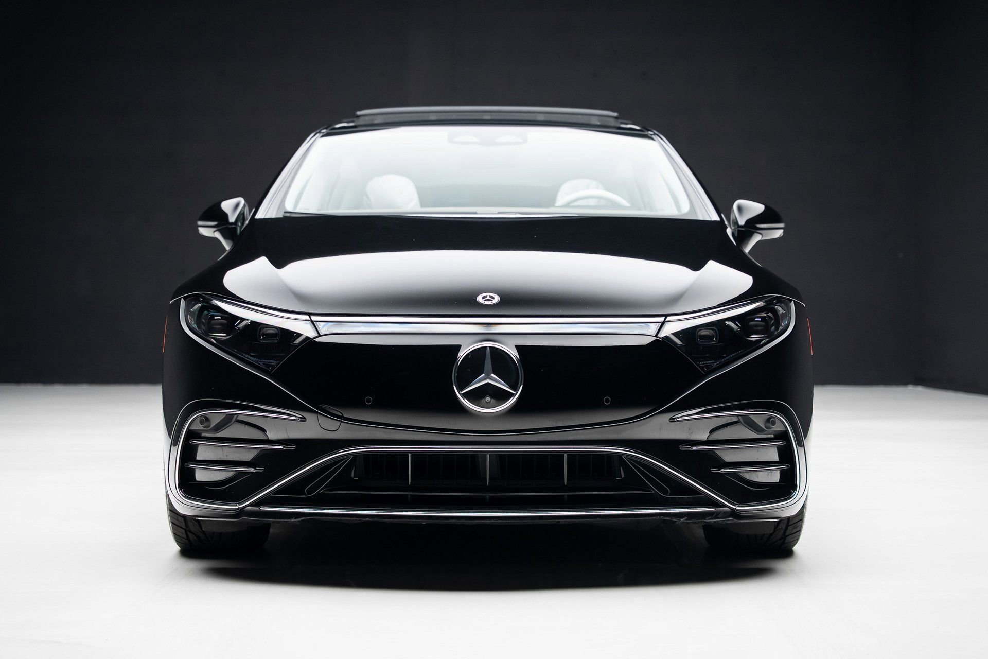 Used 2023 Mercedes-Benz EQS 450+ Sedan w/ AMG Line Exterior Package image 7