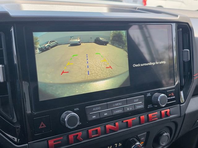 Used 2025 Nissan Frontier PRO-4X image 25