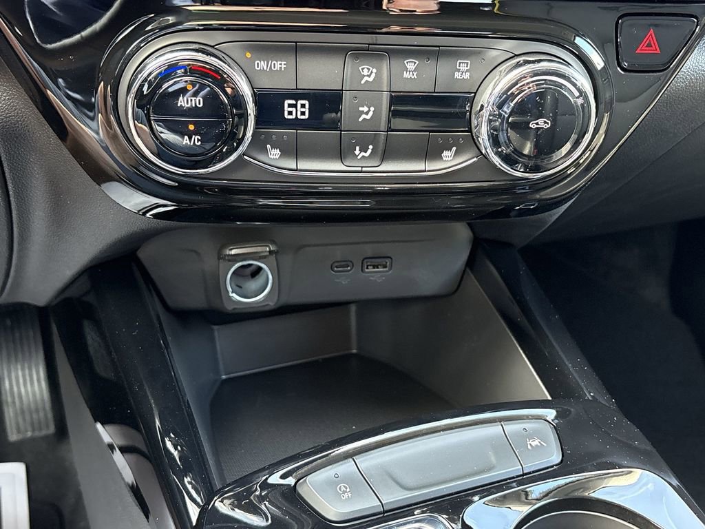 New 2026 Chevrolet Trax ACTIV w/ Driver Confidence Package FWD image 18