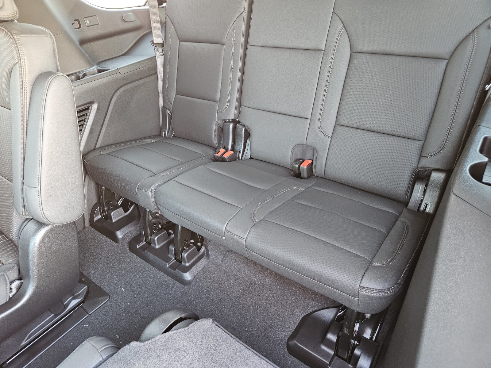 New 2026 Chevrolet Tahoe High Country AWD/4WD image 28