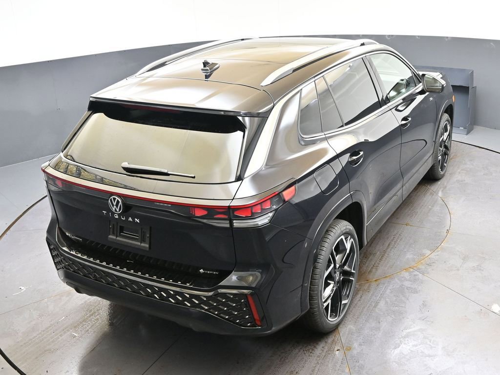 New 2026 Volkswagen Tiguan SEL R-Line image 41