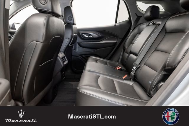Used 2024 GMC Terrain SLT image 18