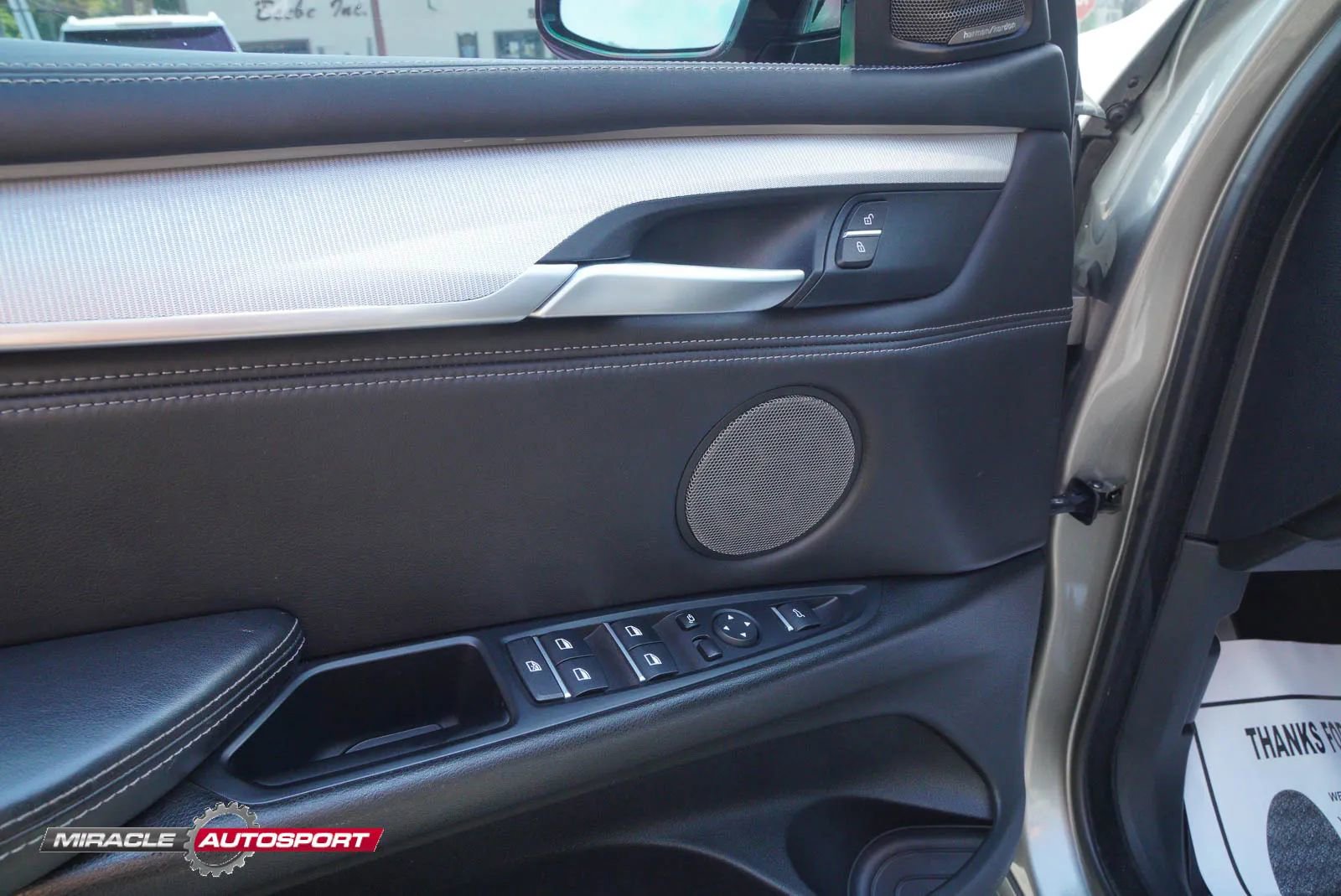 Used 2016 BMW X5 M image 16