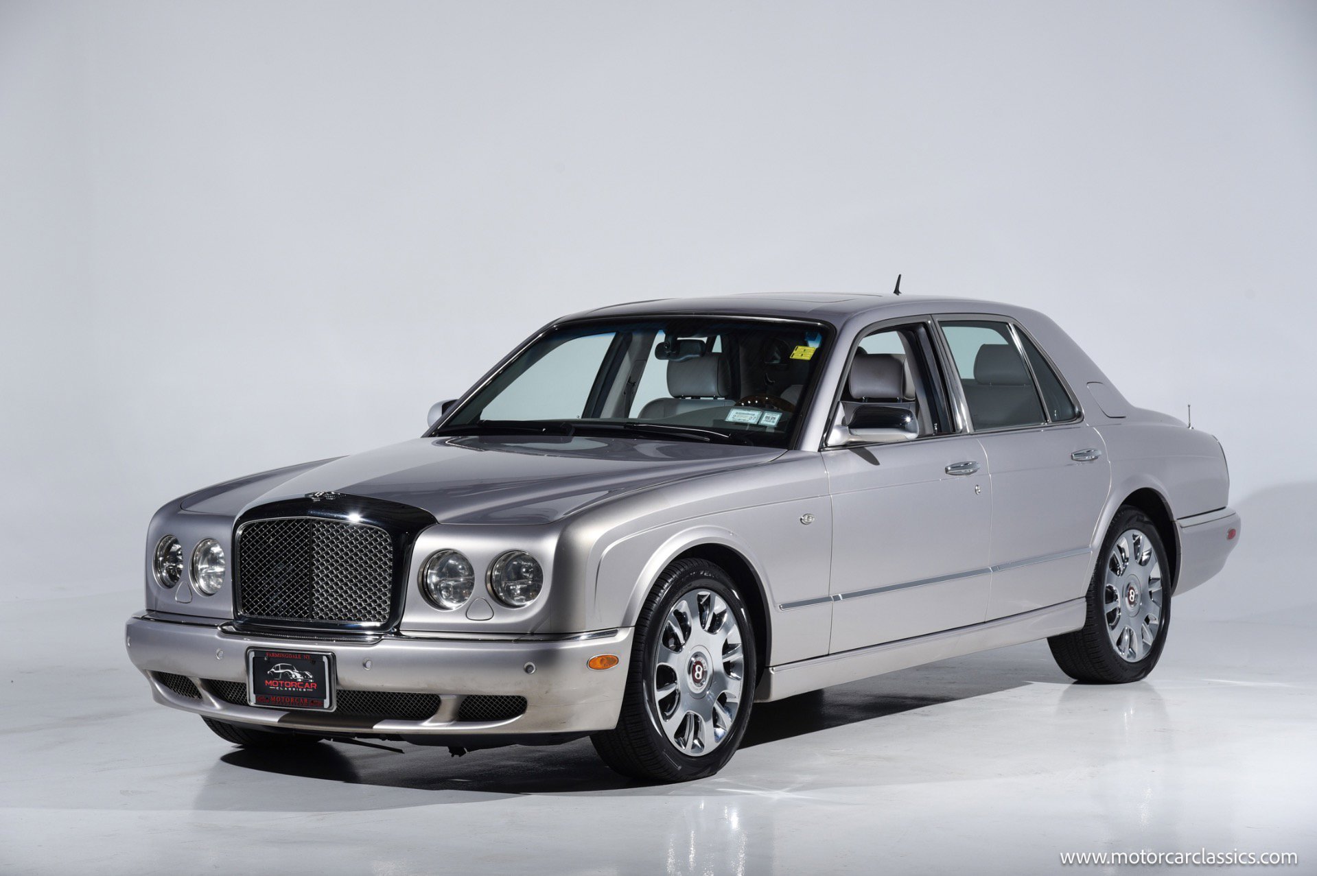 Used 2005 Bentley Arnage R image 3
