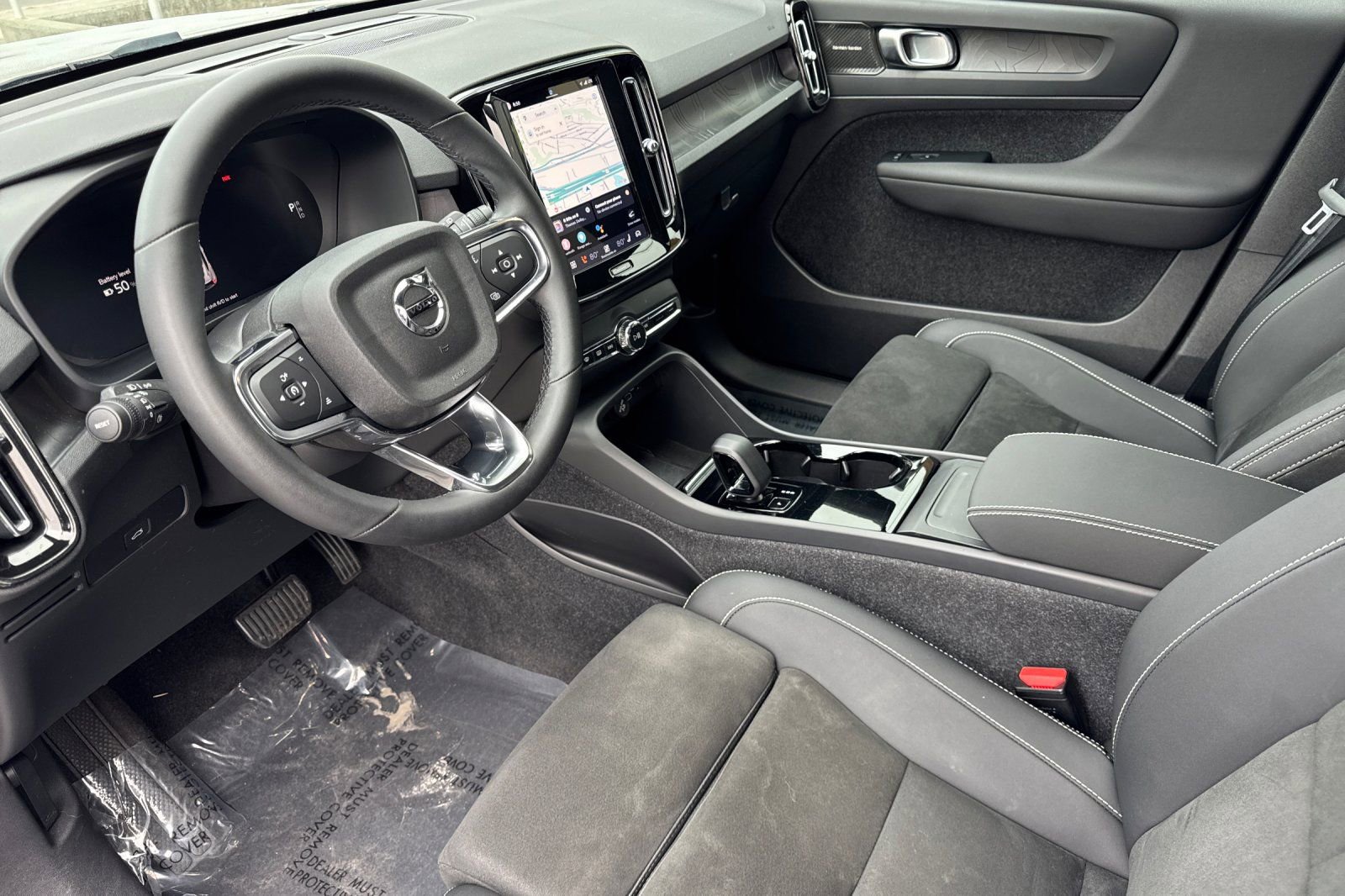 Certified 2023 Volvo XC40 Recharge Ultimate w/ Protection Package Premier AWD/4WD image 14
