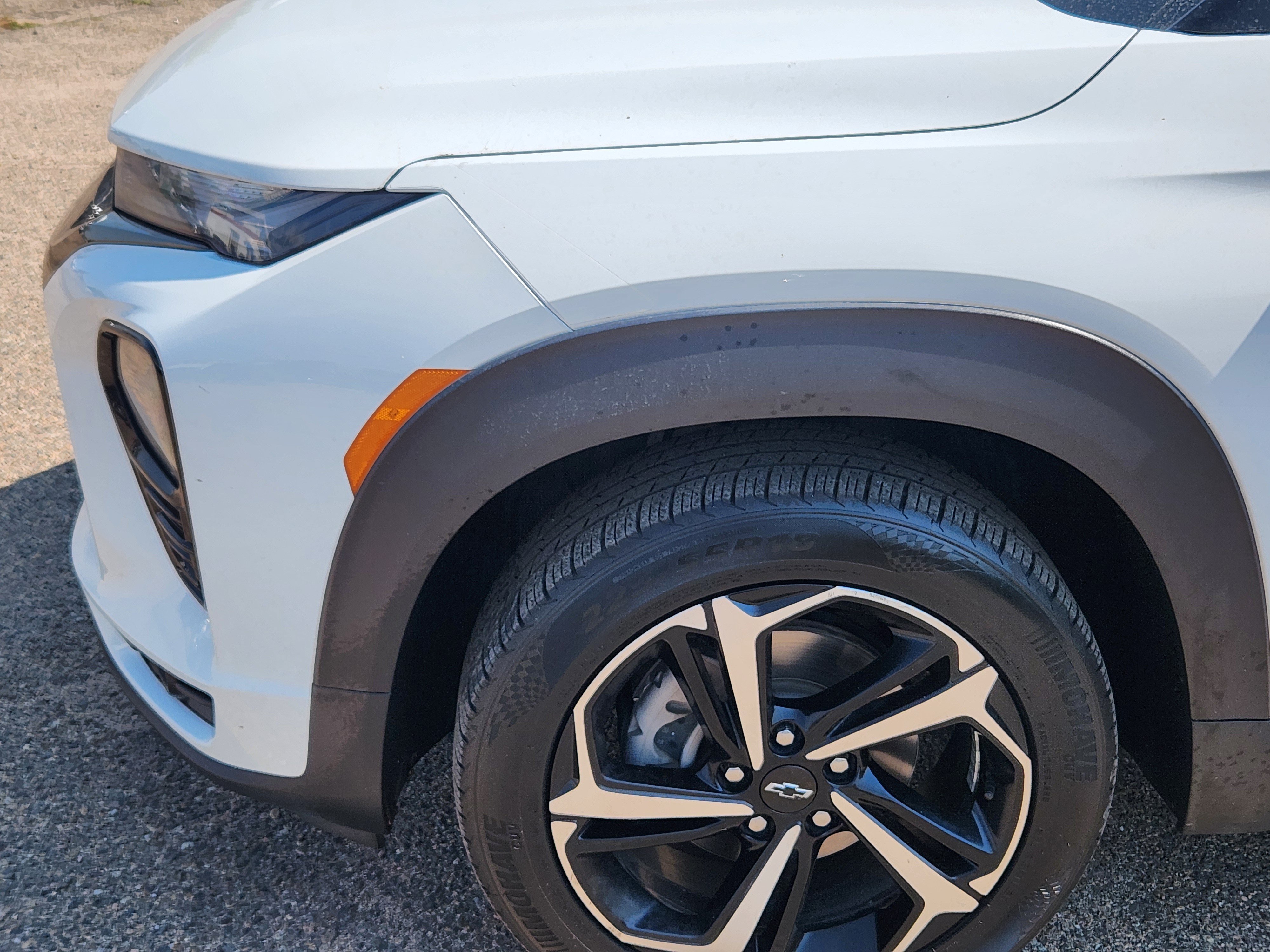 Used 2022 Chevrolet TrailBlazer RS w/ Technology Package AWD/4WD image 6