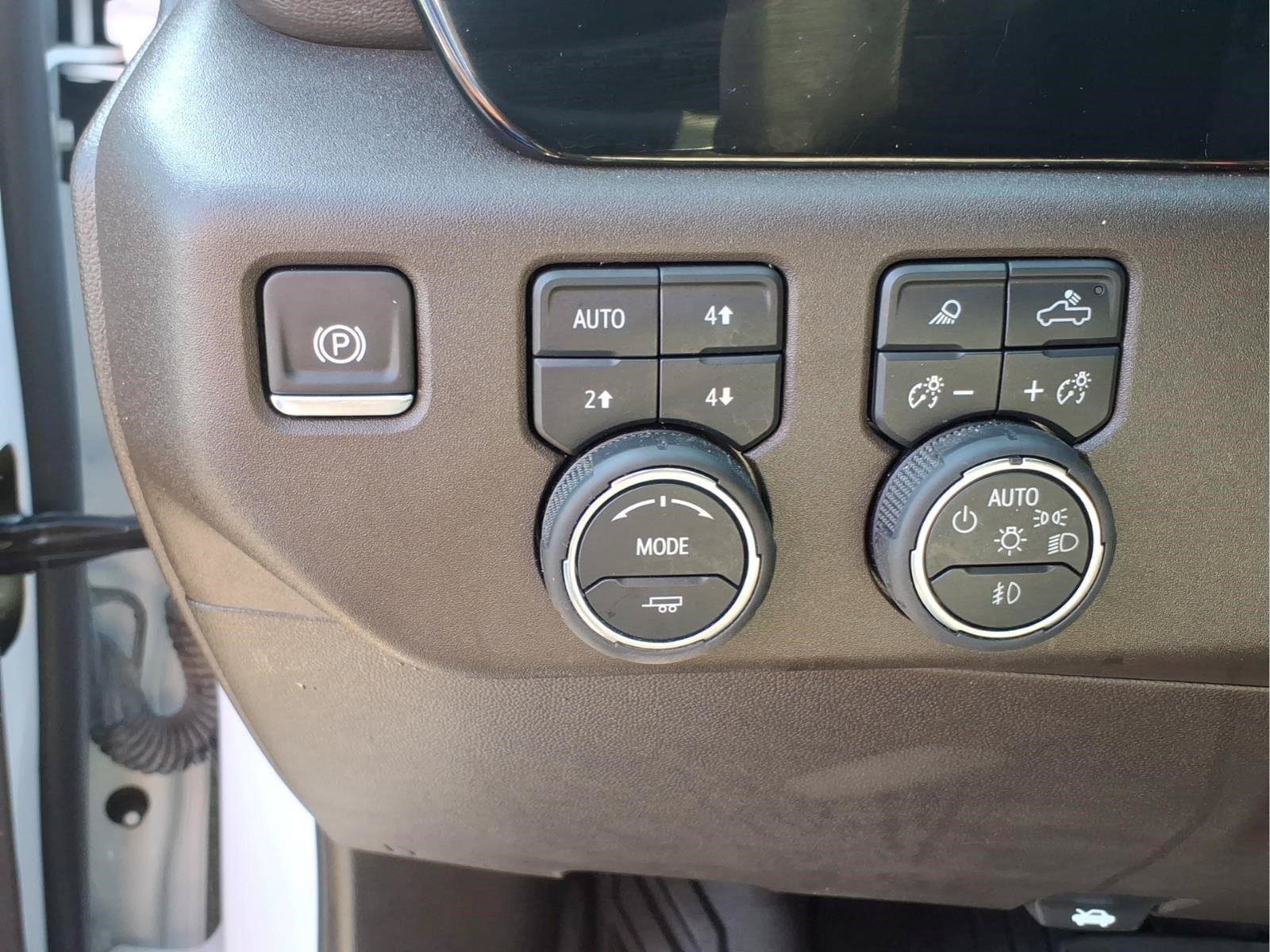 Used 2024 Chevrolet Silverado 1500 LTZ w/ LTZ Convenience Package II AWD/4WD image 19