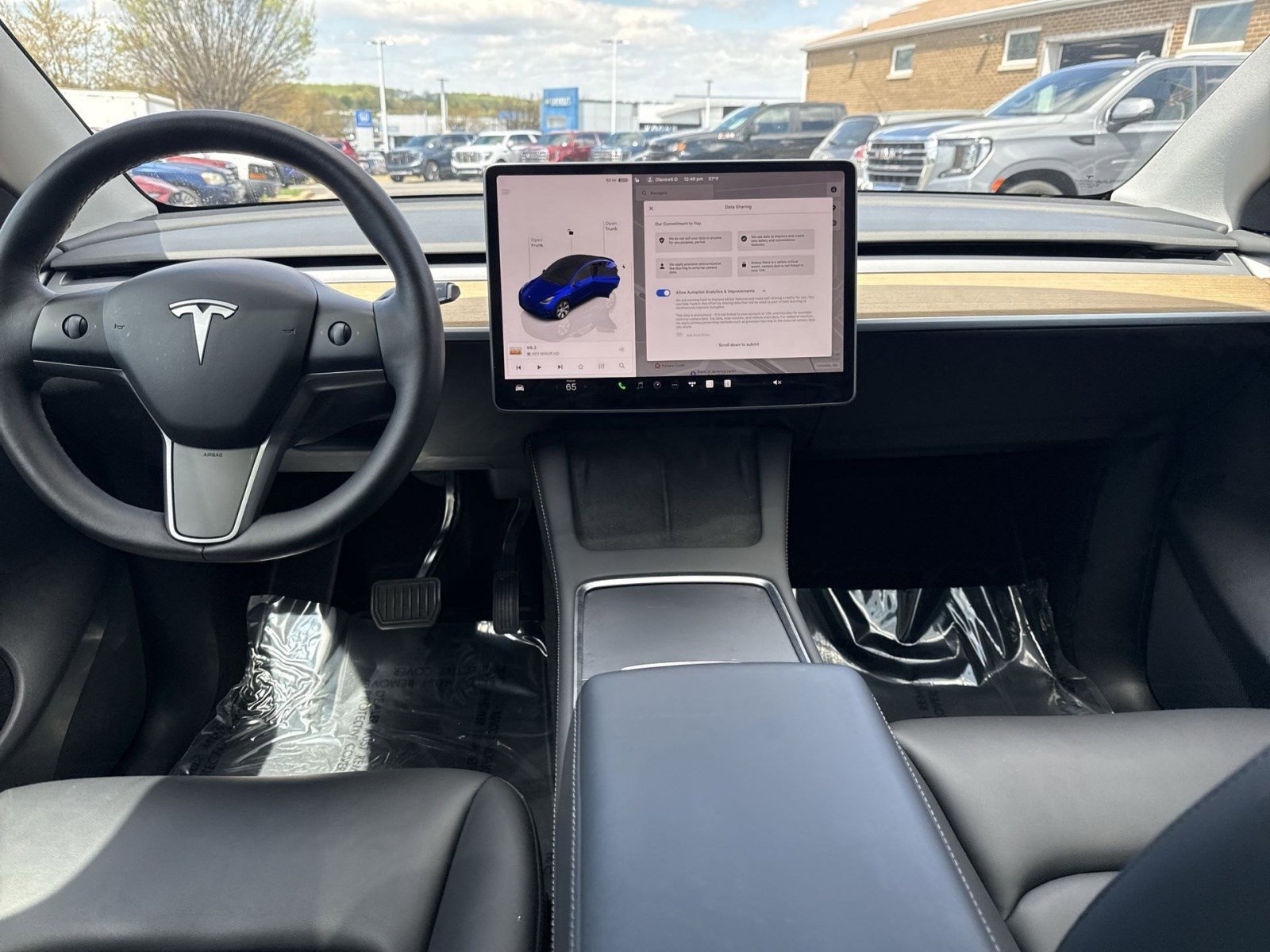 Used 2023 Tesla Model Y Long Range image 19