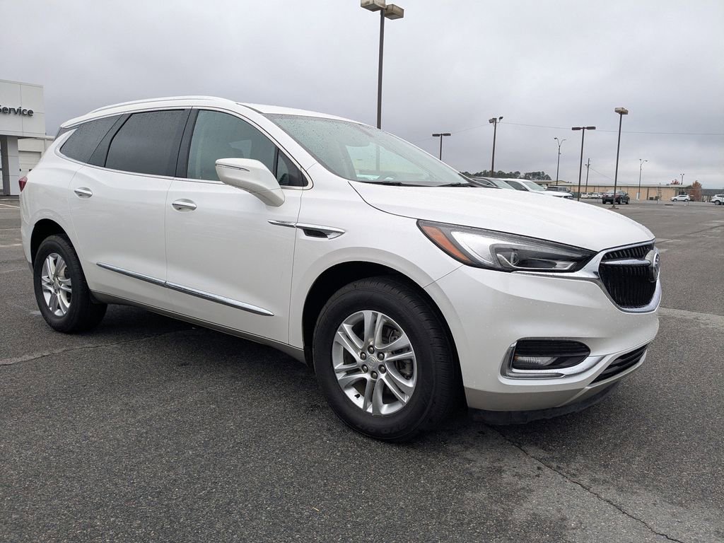 Used 2021 Buick Enclave Essence w/ Sound and Sites Package image 2