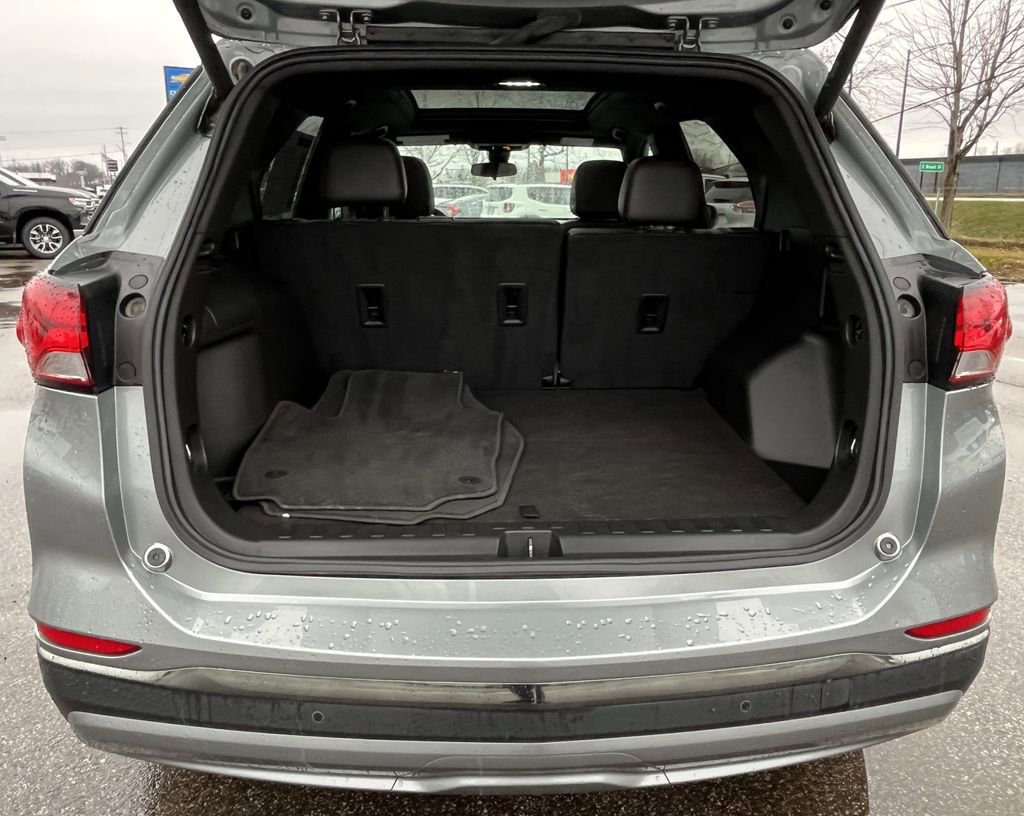Certified 2023 Chevrolet Equinox RS w/ RS Leather Package image 4