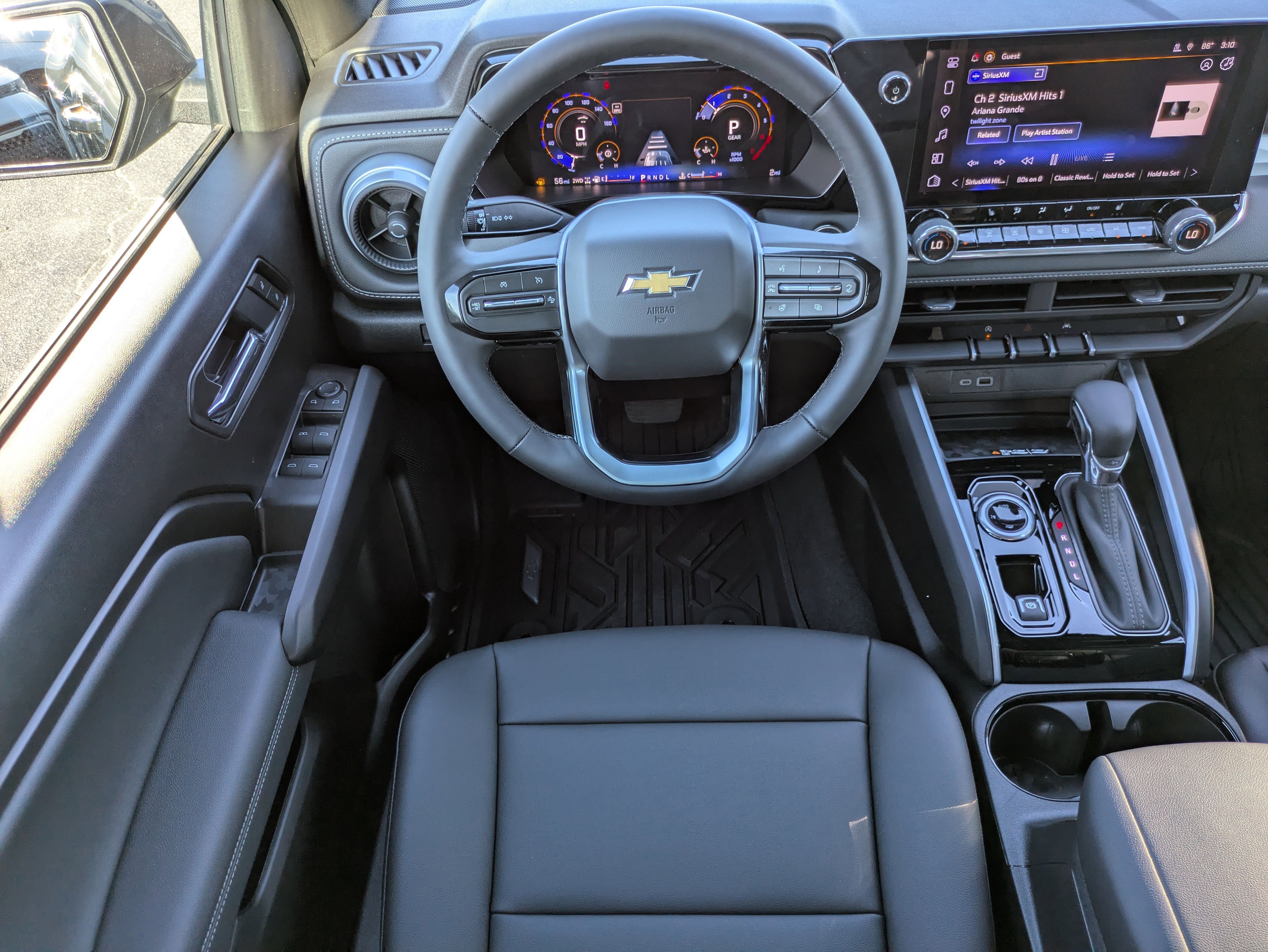 Used 2026 Chevrolet Colorado LT w/ LT Convenience Package image 4