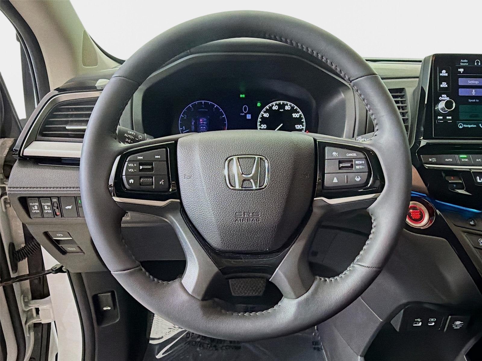 Used 2026 Honda Odyssey Touring image 13