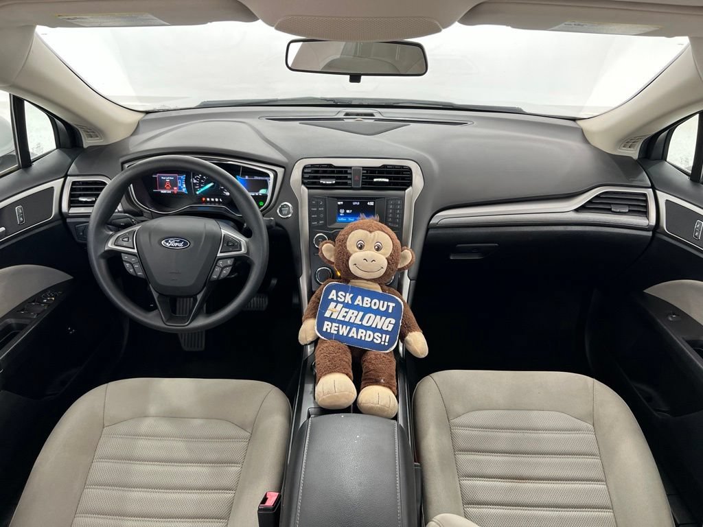 Used 2018 Ford Fusion S FWD image 19
