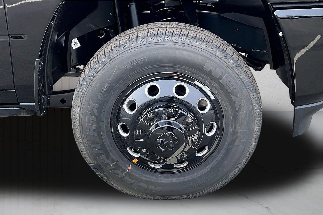 New 2026 RAM 3500 Laramie image 34