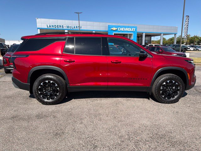 New 2027 Chevrolet Traverse Z71 w/ Driver Confidence Package AWD/4WD image 2