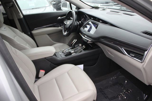 Used 2020 Cadillac XT4 Luxury image 30