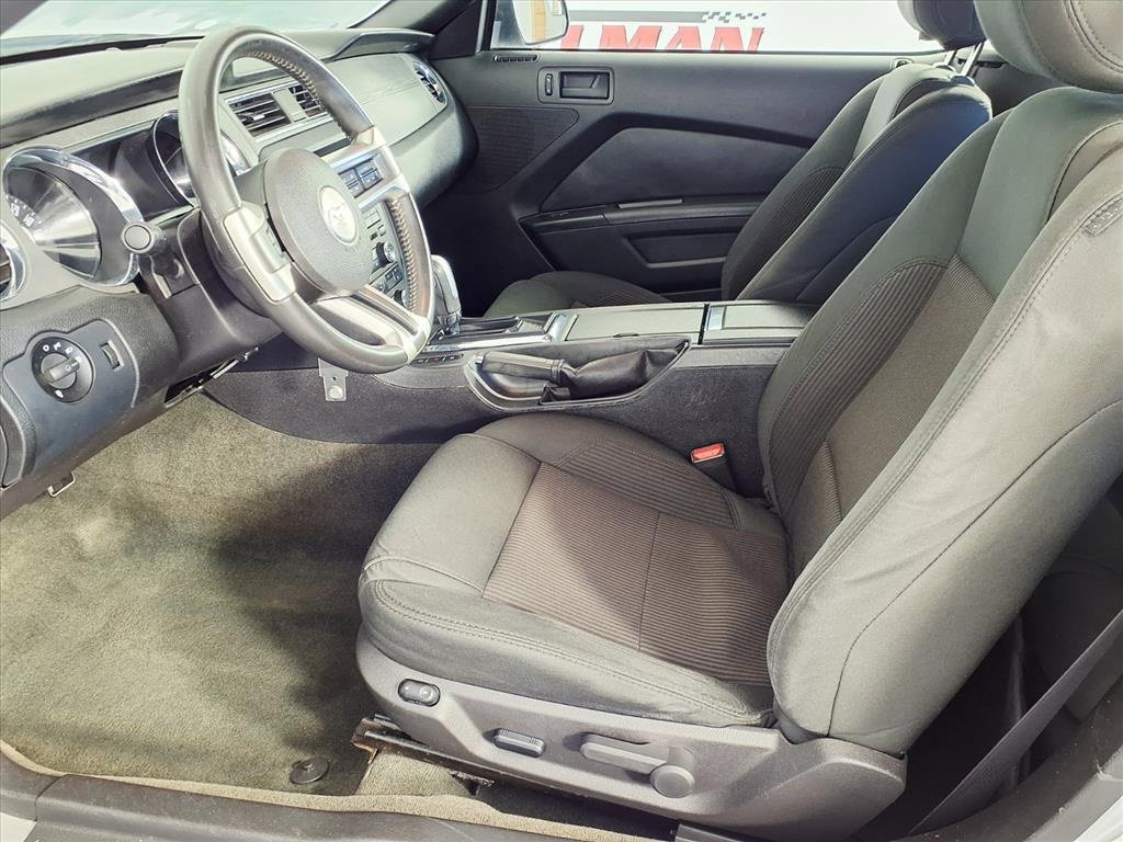 Used 2014 Ford Mustang Convertible w/ Equipment Group 102A image 11