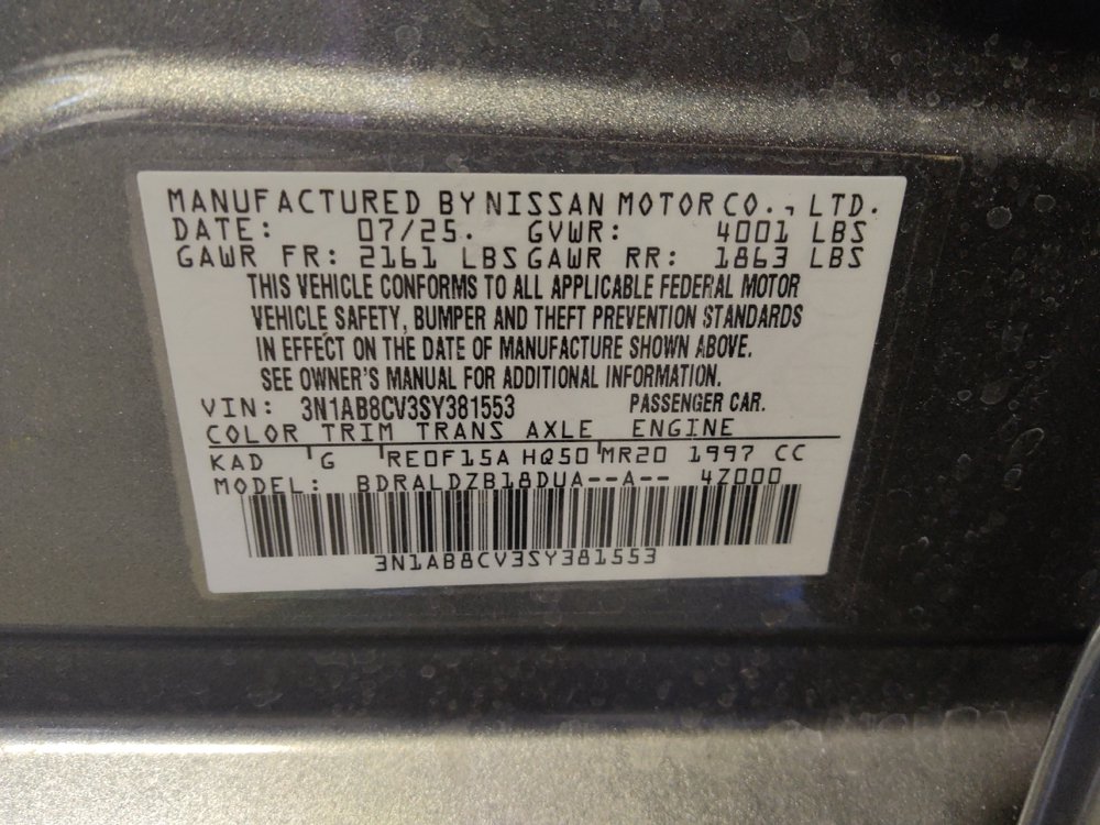 Used 2025 Nissan Sentra SV FWD image 33