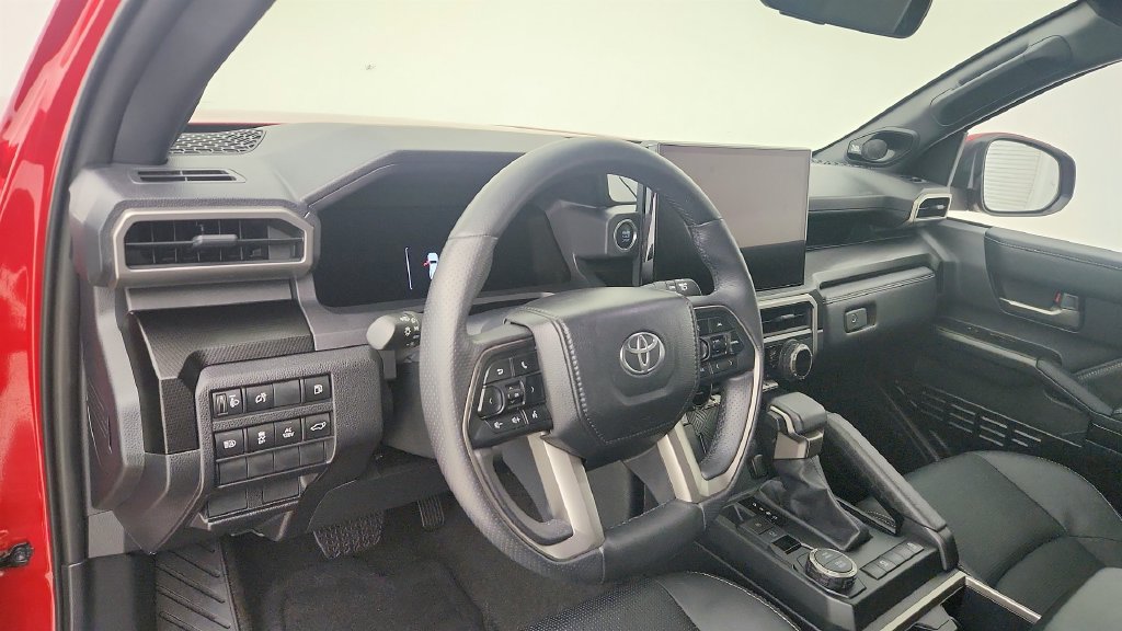 Used 2025 Toyota 4Runner Limited RWD image 13
