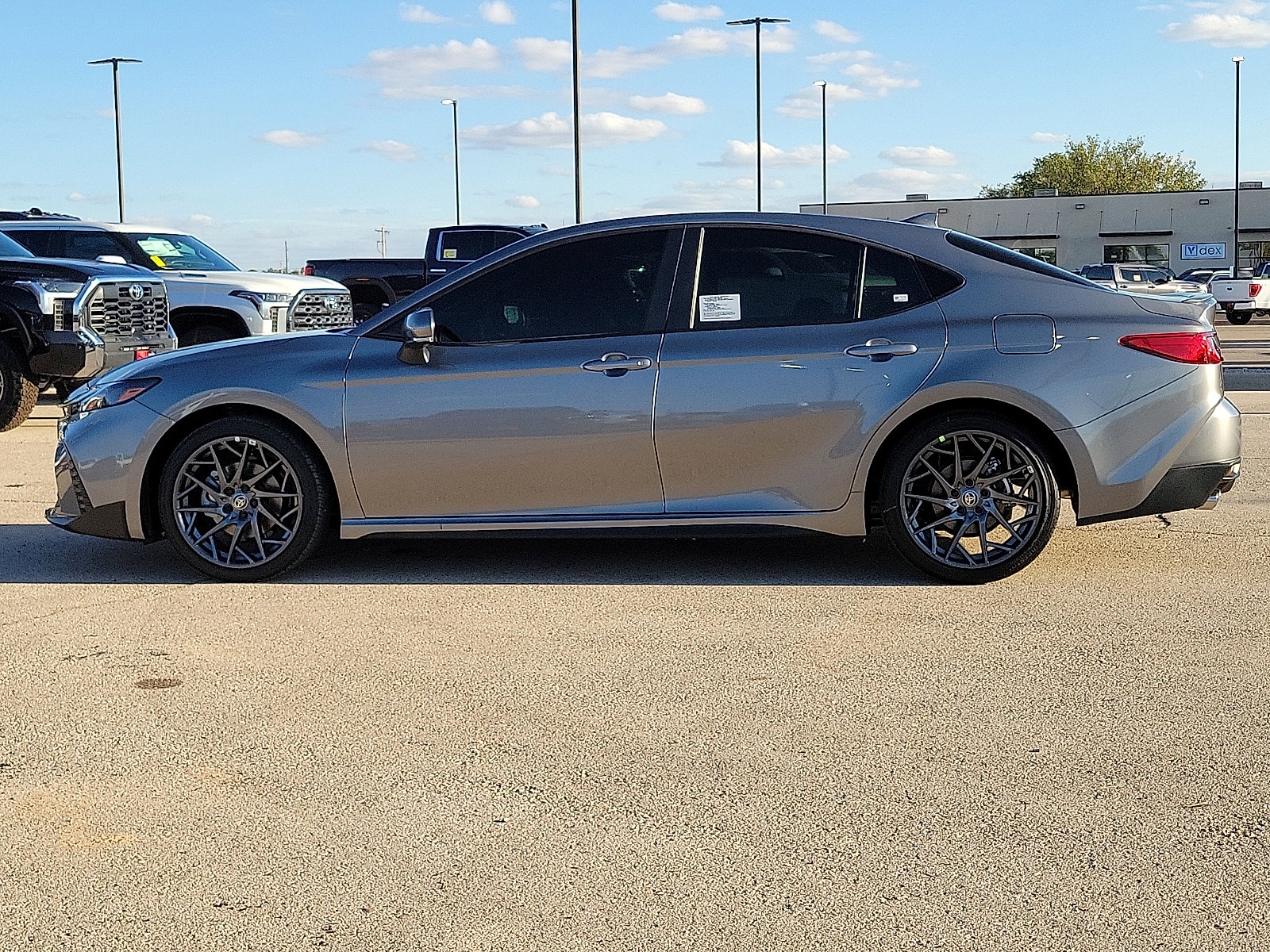 New 2026 Toyota Camry SE w/ Convenience Package image 2