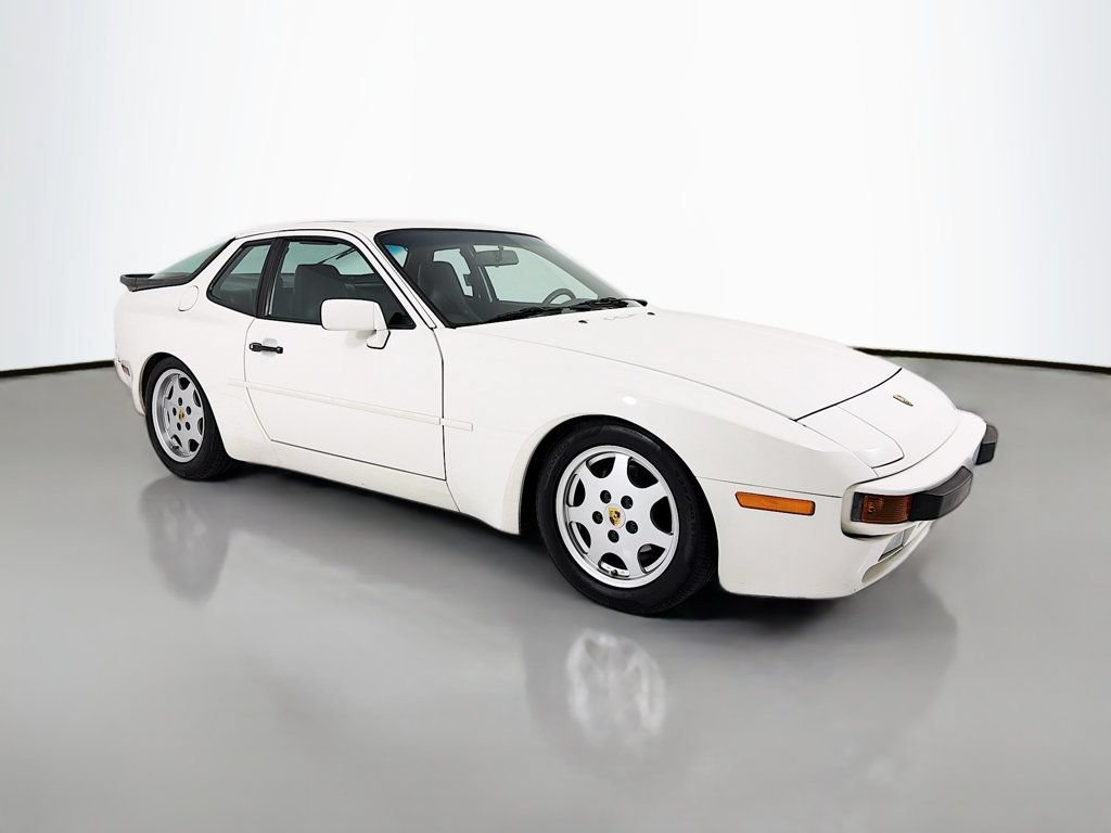 Used 1987 Porsche 944 Coupe RWD image 7