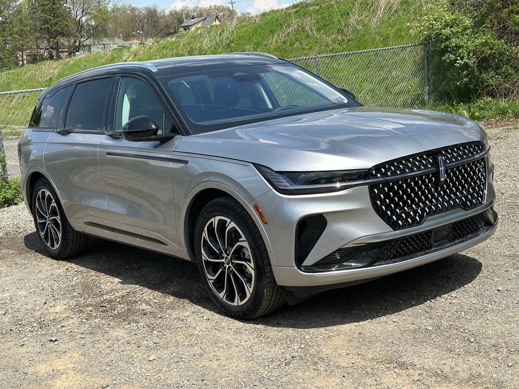 New 2026 Lincoln Nautilus Reserve AWD/4WD image 30