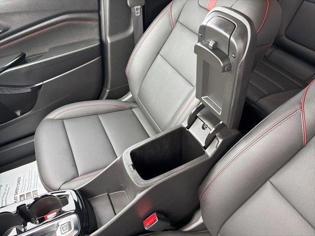 Used 2025 Chevrolet Trax RS w/ Driver Confidence Package image 20