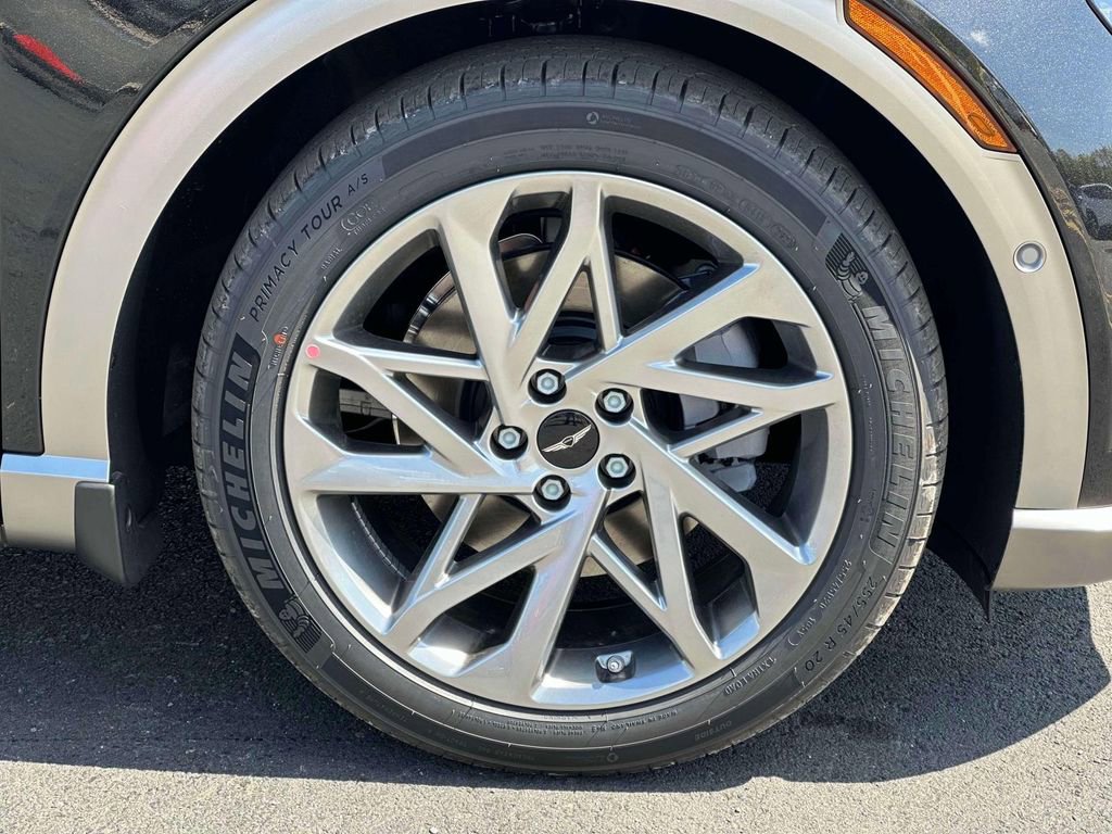 New 2024 Genesis GV60 Advanced image 8