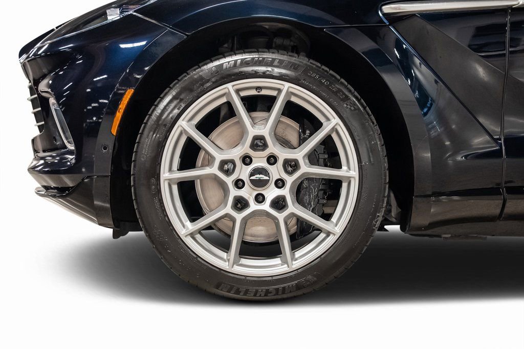Used 2021 Aston Martin DBX image 16