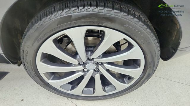 Used 2023 Land Rover Range Rover Long Wheelbase SE AWD/4WD image 62