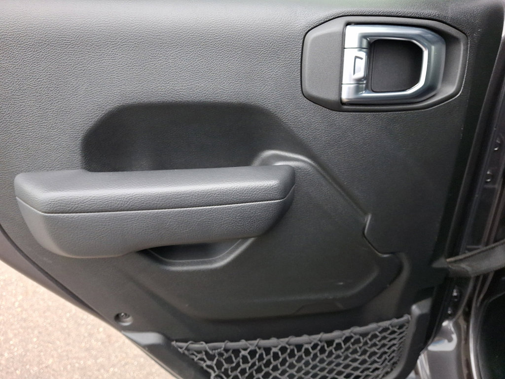 Used 2022 Jeep Wrangler Unlimited Rubicon 4xe w/ Cold Weather Group image 19