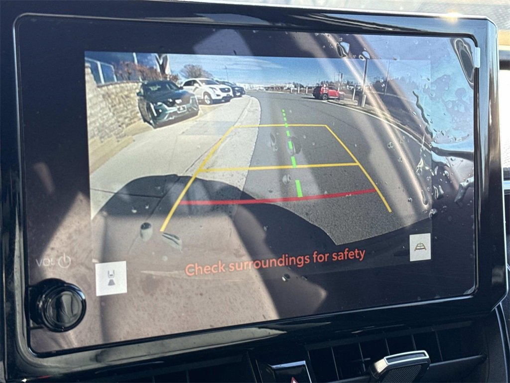 Used 2023 Toyota Corolla Cross XSE w/ Convenience Package image 23