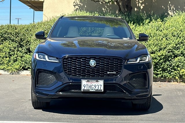Certified 2025 Jaguar F-PACE R-Dynamic S AWD/4WD image 8