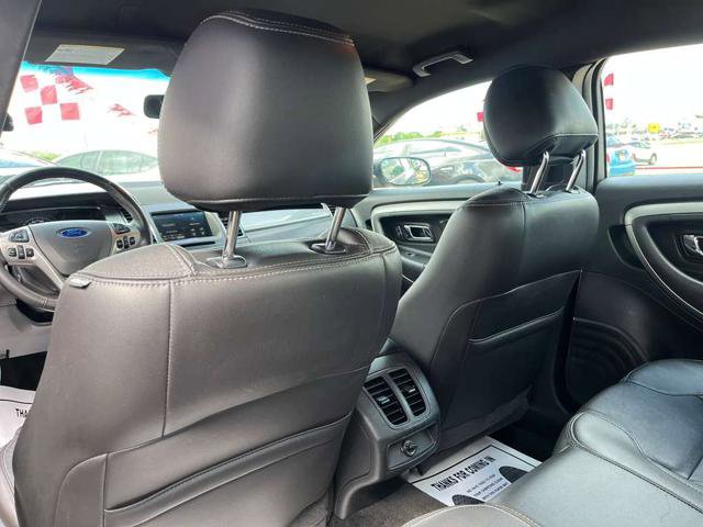 Used 2015 Ford Taurus SEL w/ Equipment Group 201A FWD image 14