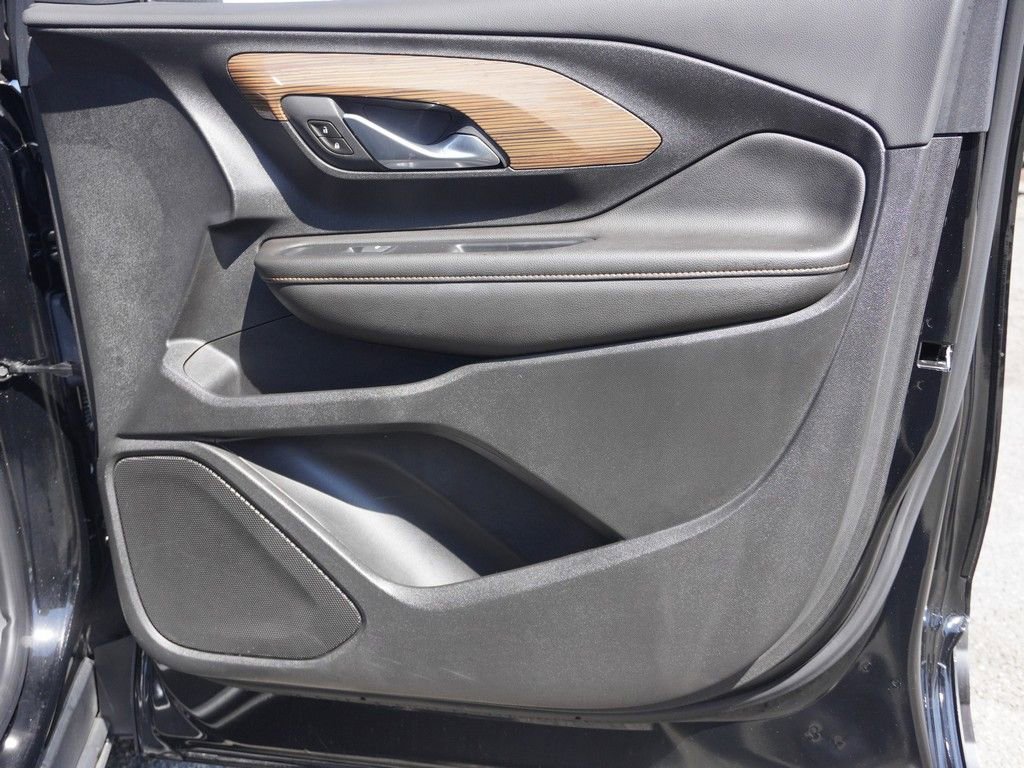 Used 2020 GMC Terrain SLE w/ Driver Convenience Package image 24