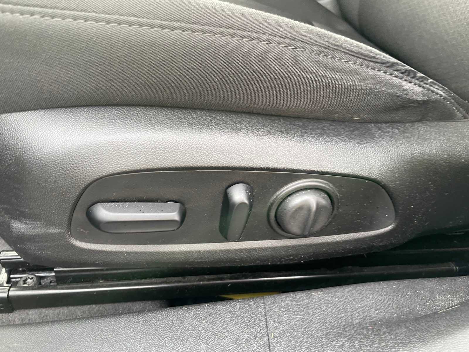 Used 2020 Chevrolet Malibu LT image 9